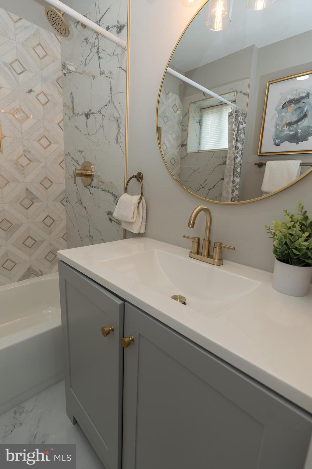 IRVINGTON - Residential