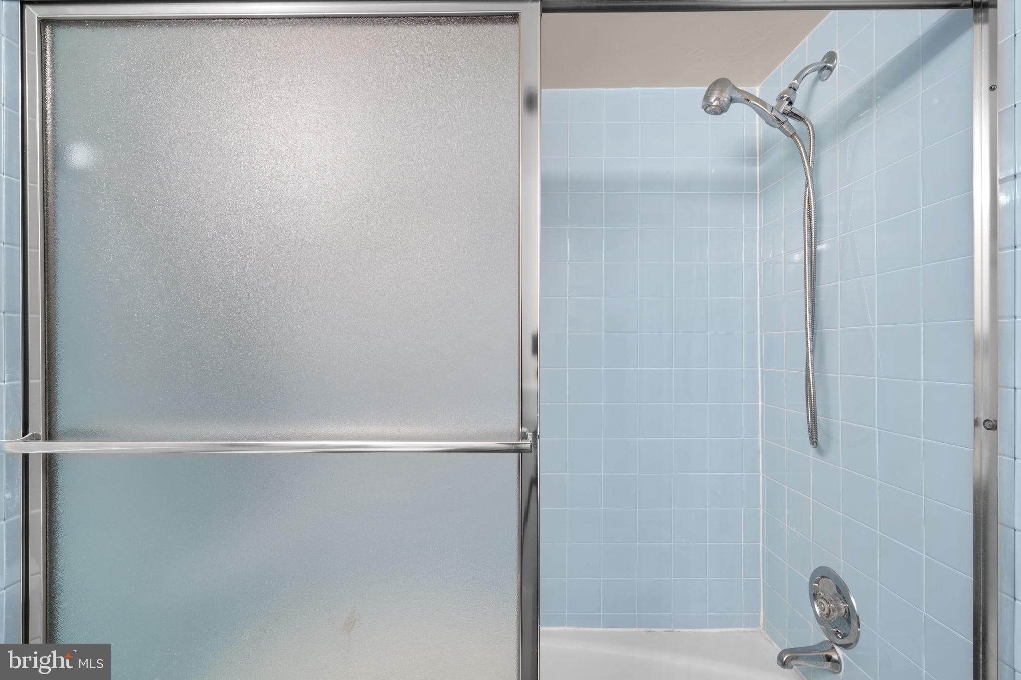 THE KENWOOD - Residential