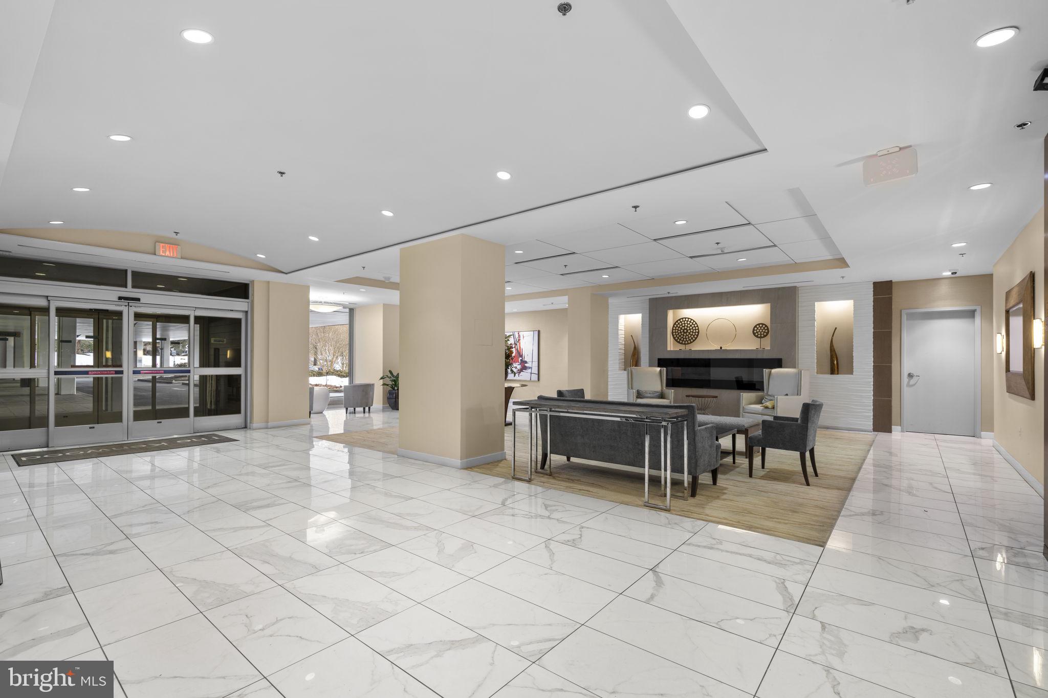 5101 RIVER ROAD 1702