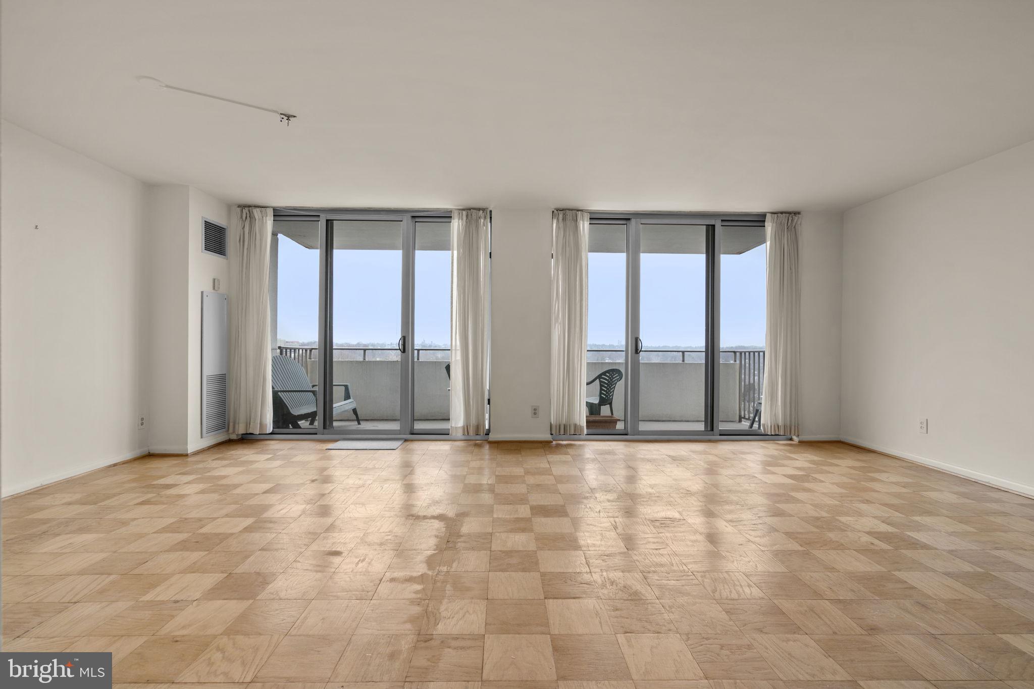 THE KENWOOD - Residential