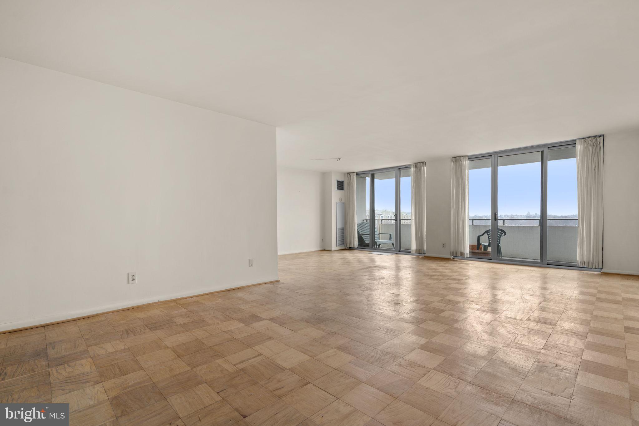 THE KENWOOD - Residential