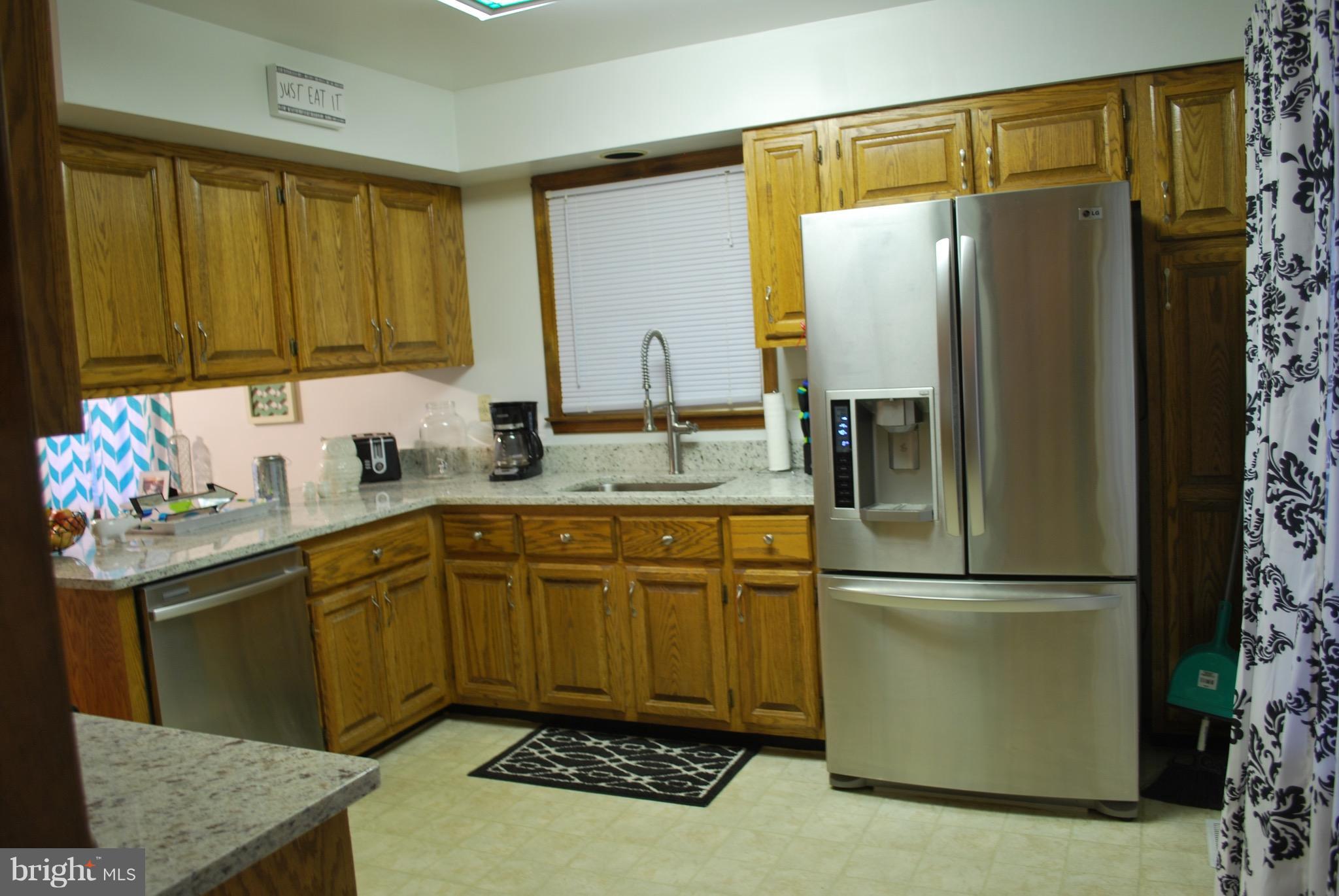 MIRACLE VALLEY - Residential Lease