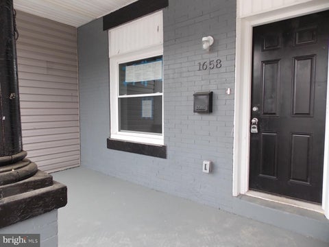 Townhouse For Sale - 1658 S 54th Street<br/> Philadelphia County, PHILADELPHIA, PA 19143