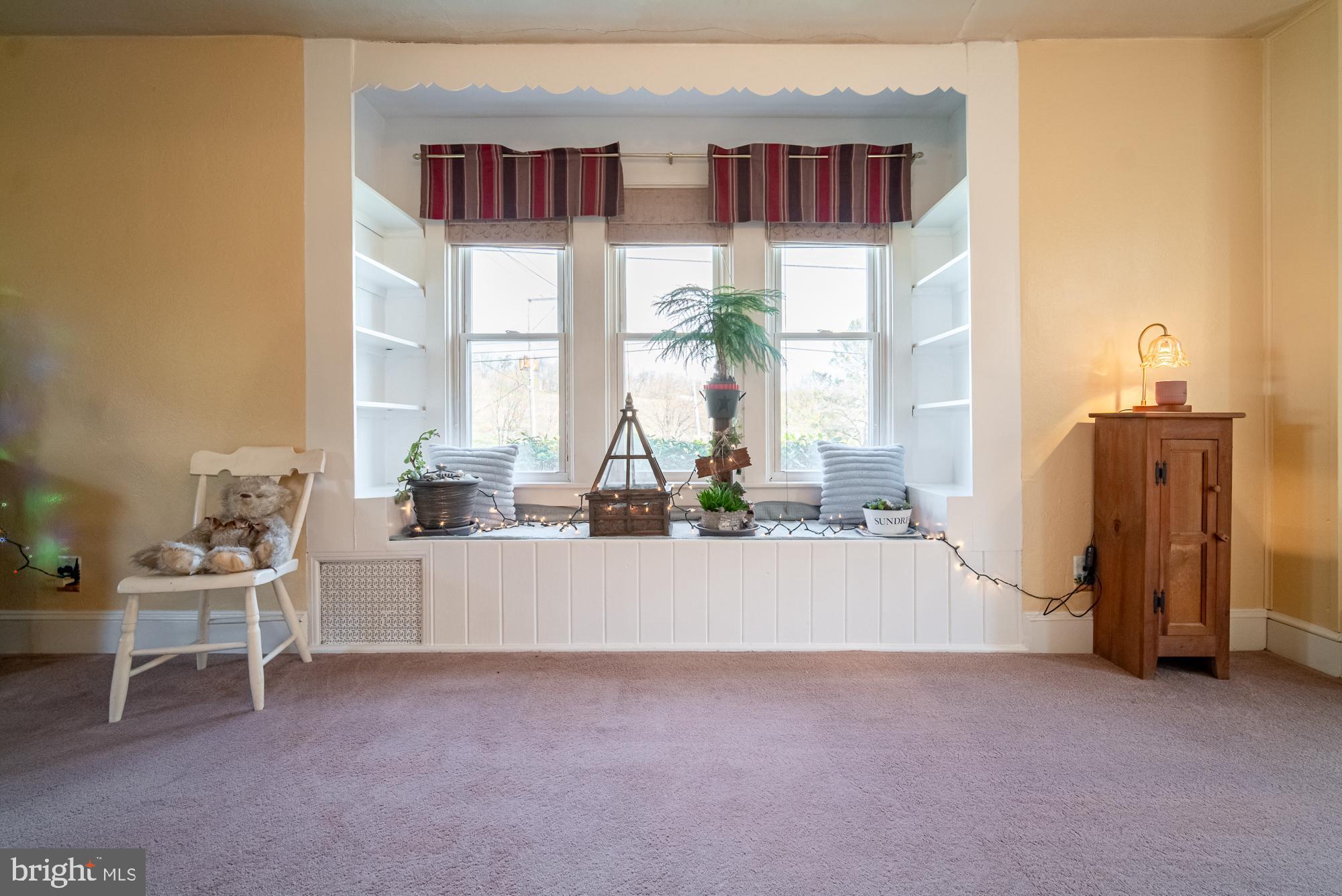 WINDSOR TWP - Residential