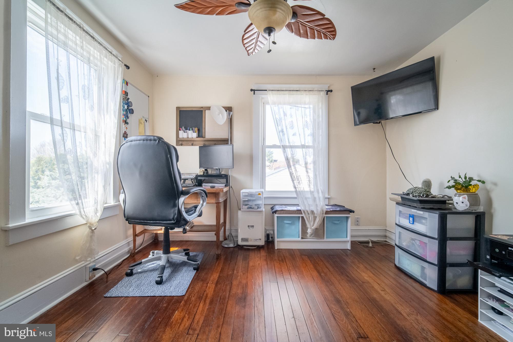 WINDSOR TWP - Residential