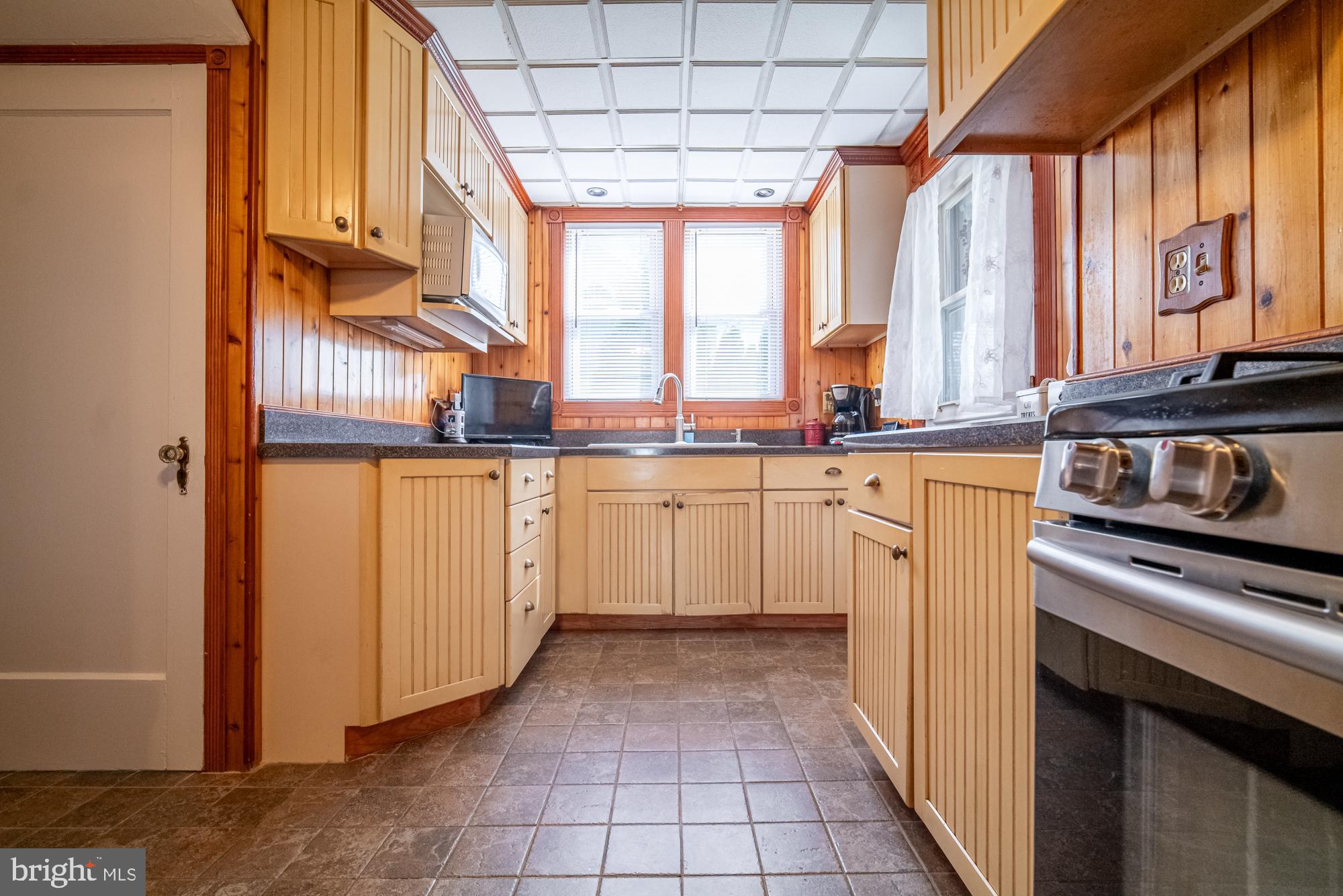 WINDSOR TWP - Residential