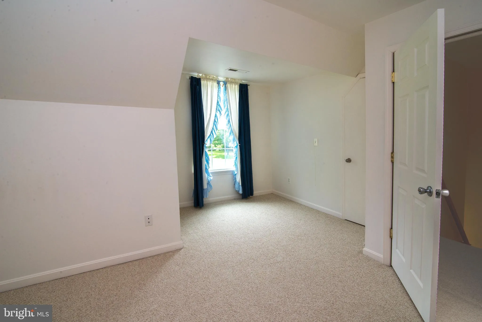 Locust Grove, Virginia 22508, United States, 5 Bedrooms Bedrooms, ,4 BathroomsBathrooms,Residential,Coming Soon,130287