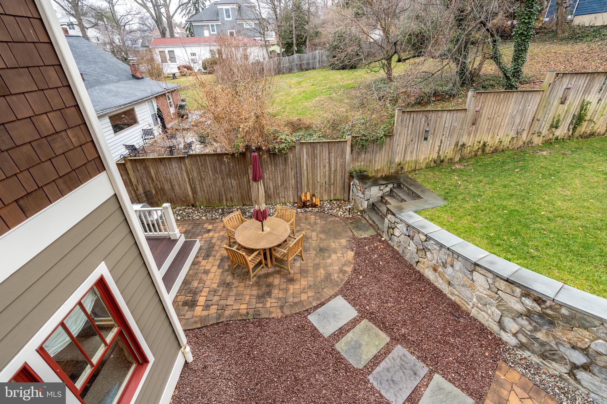 WAVERLY HILLS - Residential