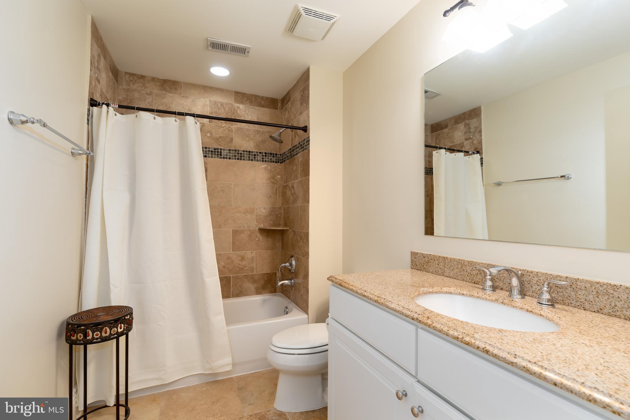 WAVERLY HILLS - Residential