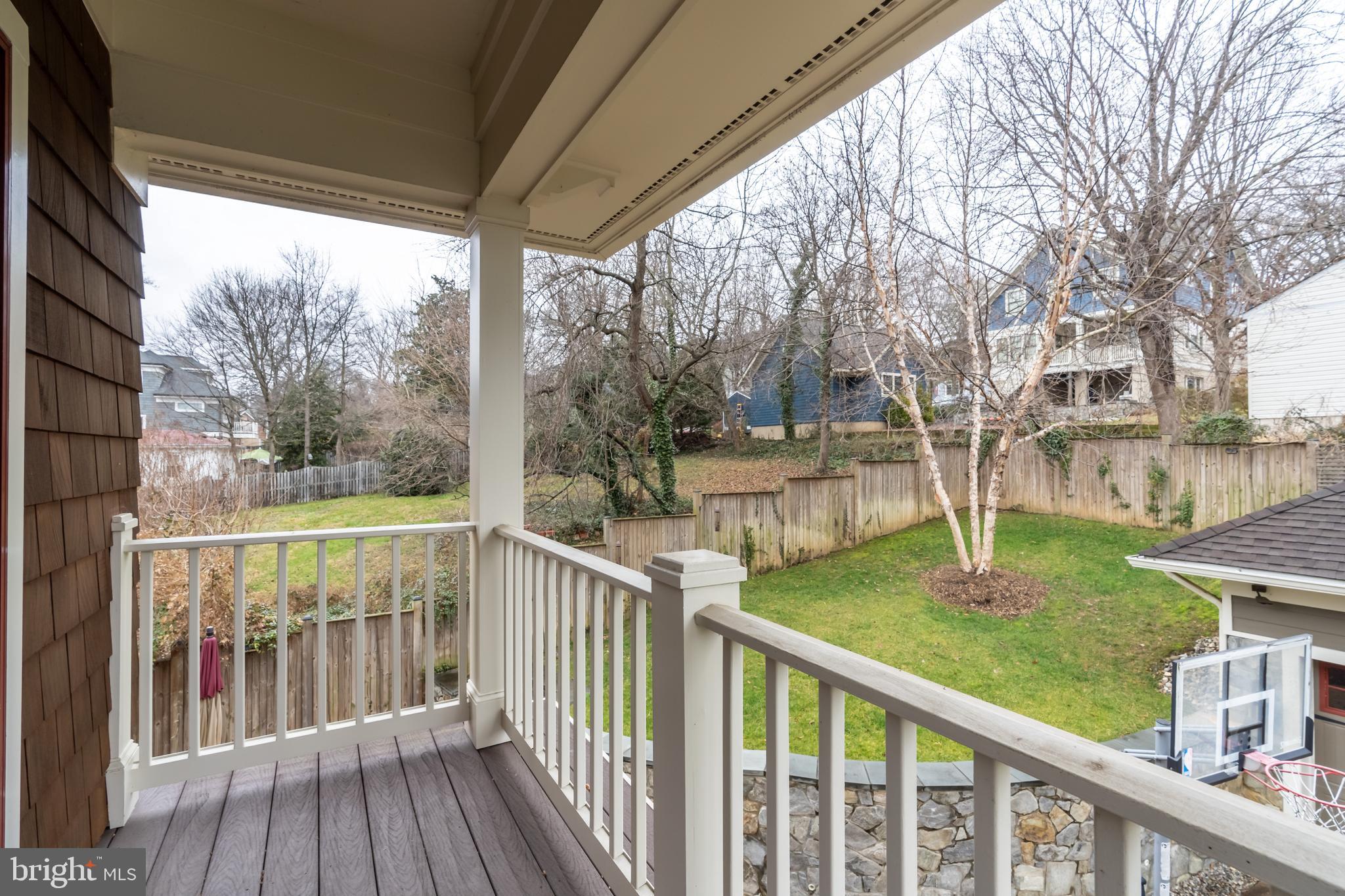 WAVERLY HILLS - Residential