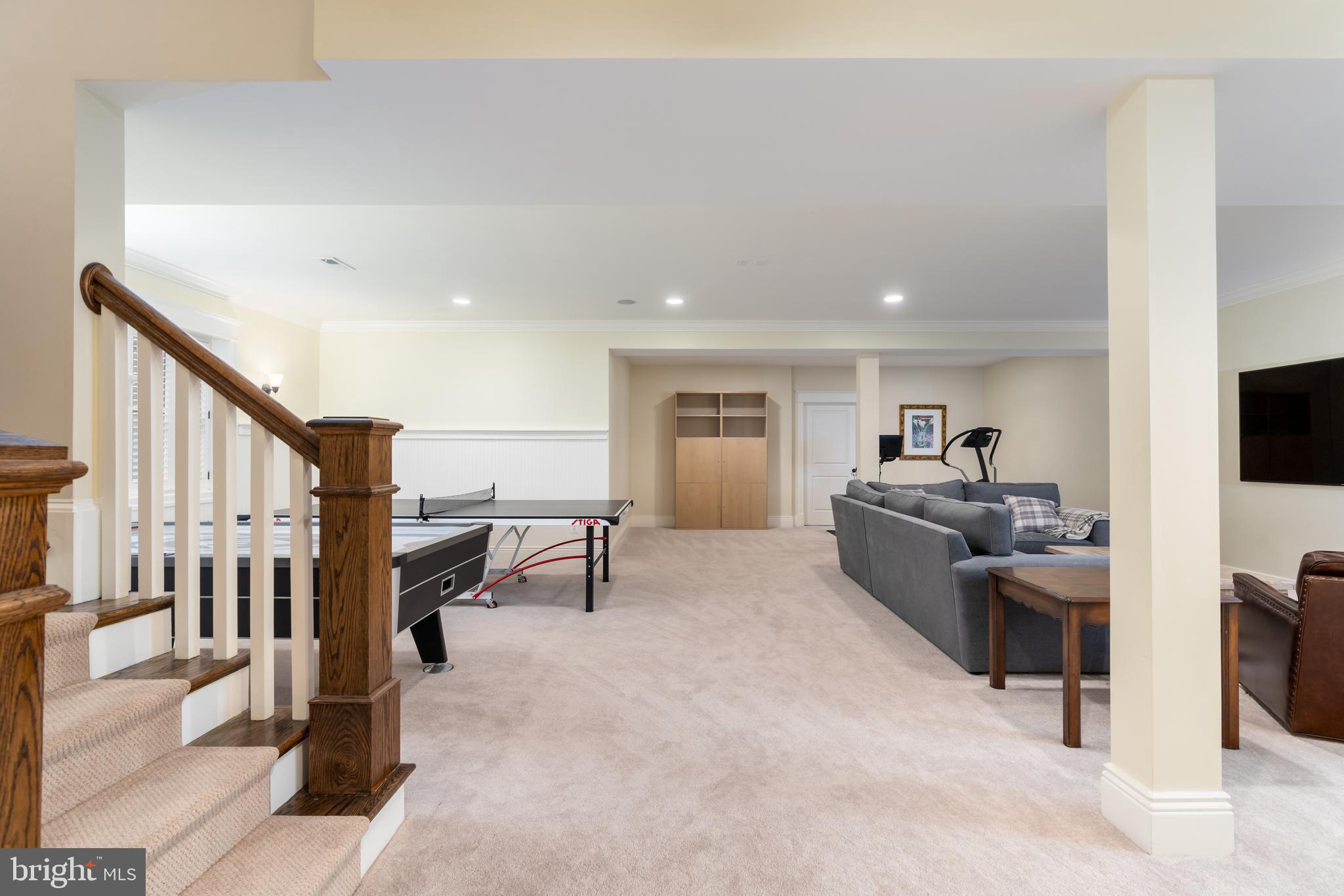 WAVERLY HILLS - Residential