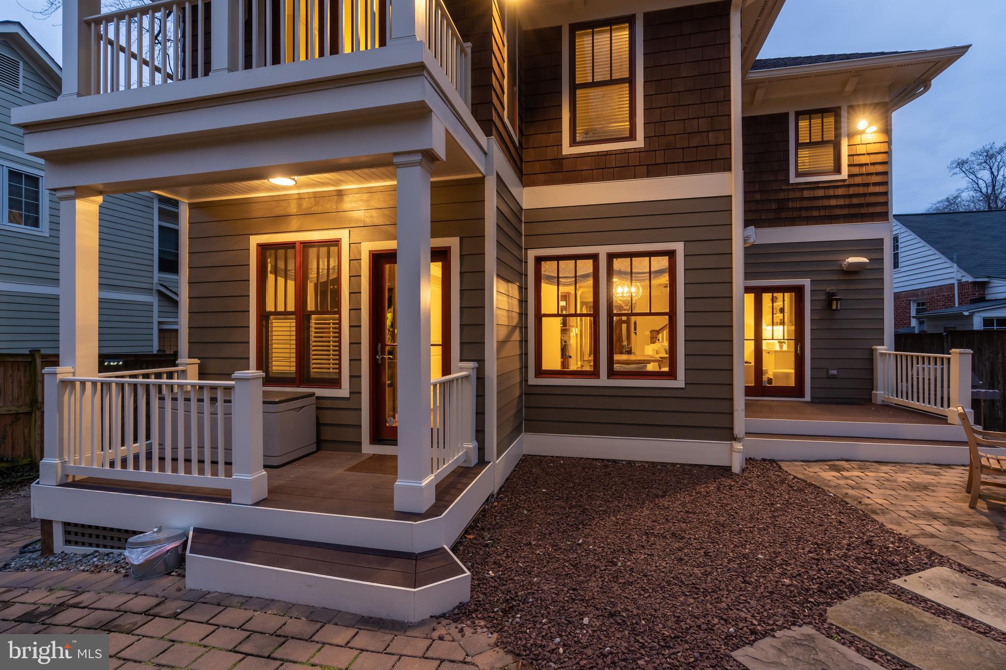 WAVERLY HILLS - Residential