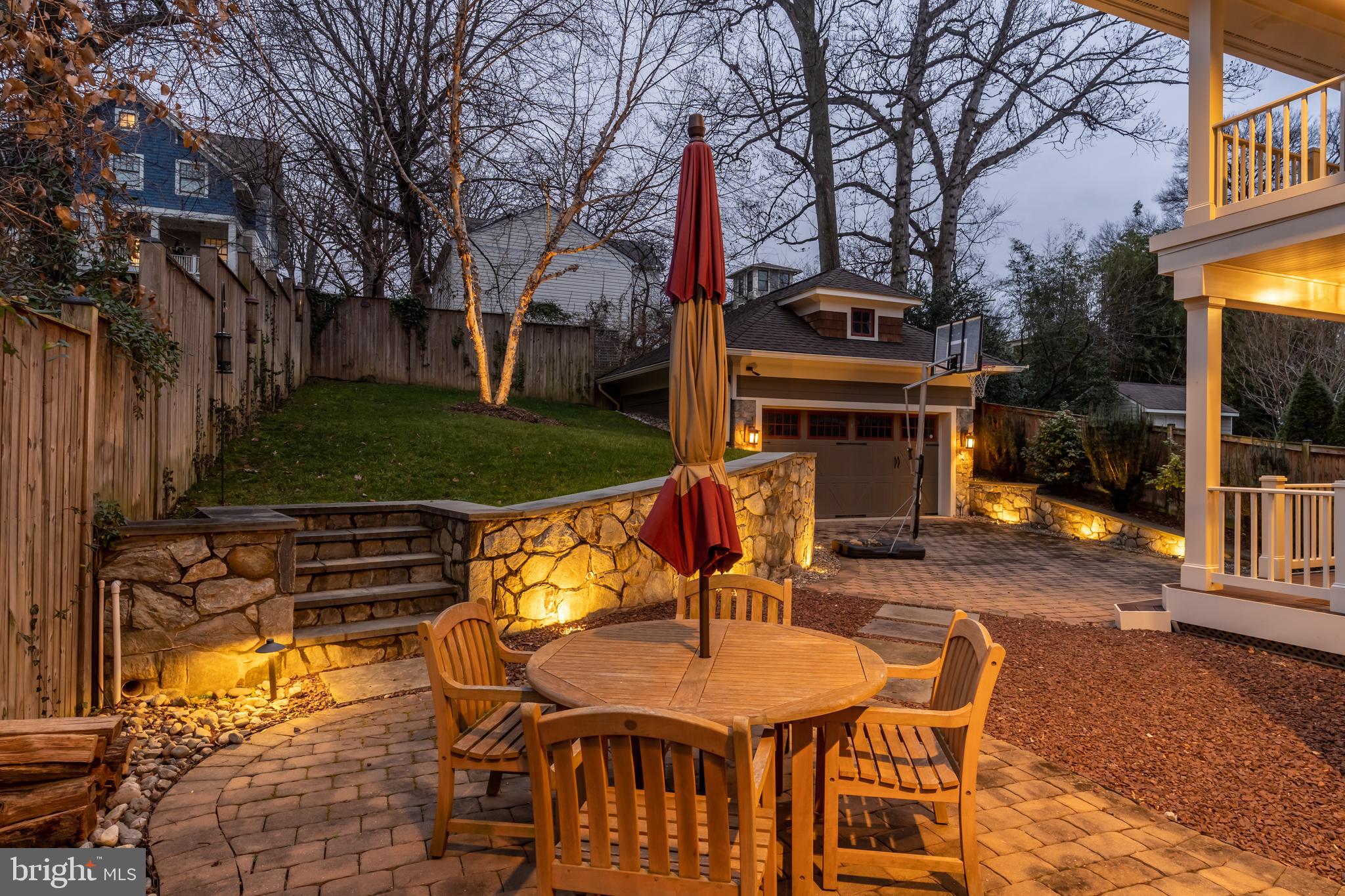 WAVERLY HILLS - Residential