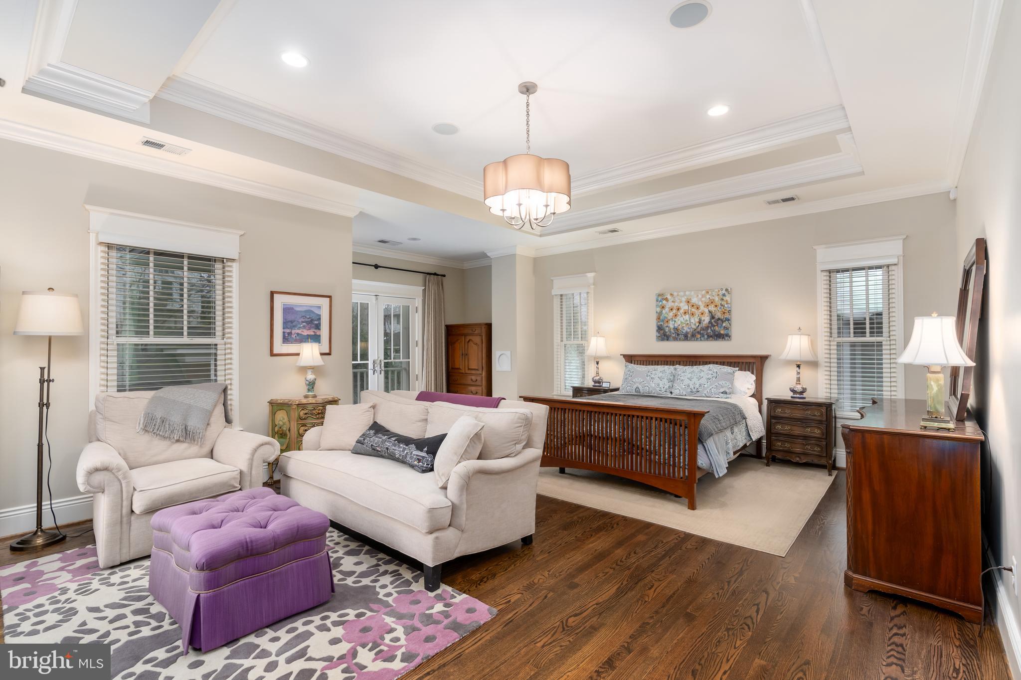 WAVERLY HILLS - Residential