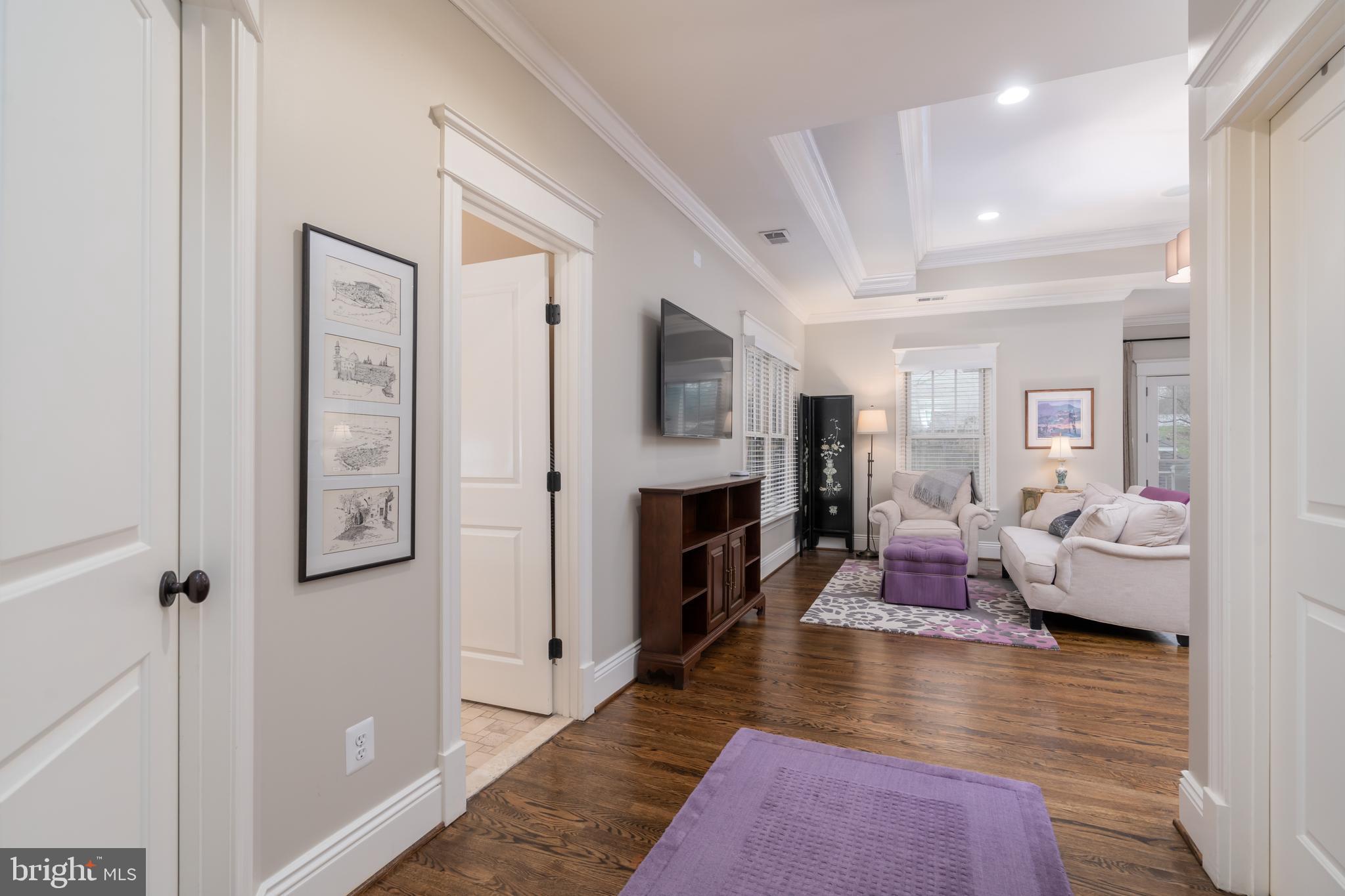 WAVERLY HILLS - Residential