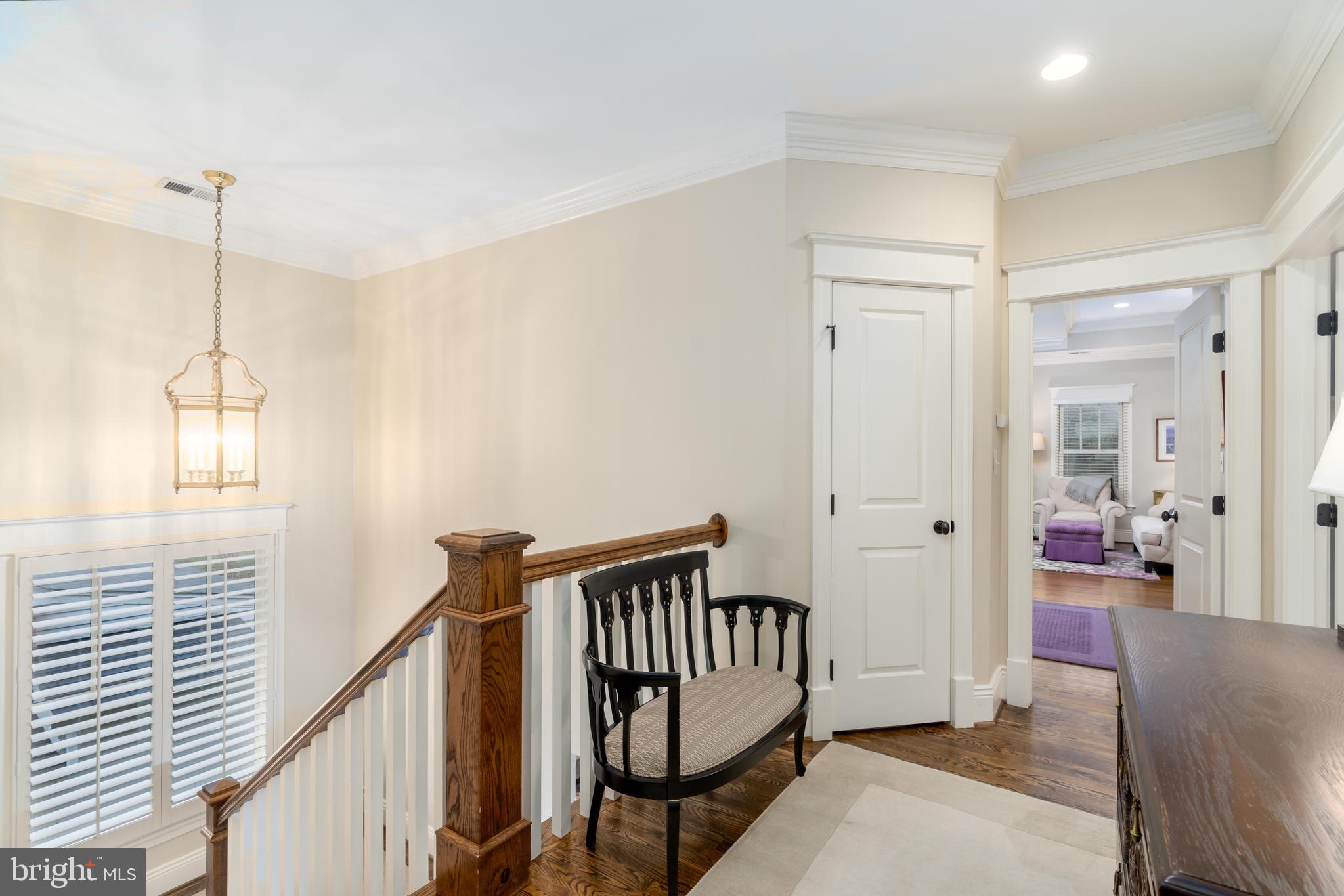 WAVERLY HILLS - Residential