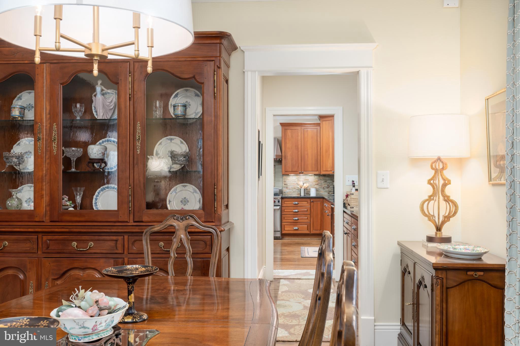 WAVERLY HILLS - Residential