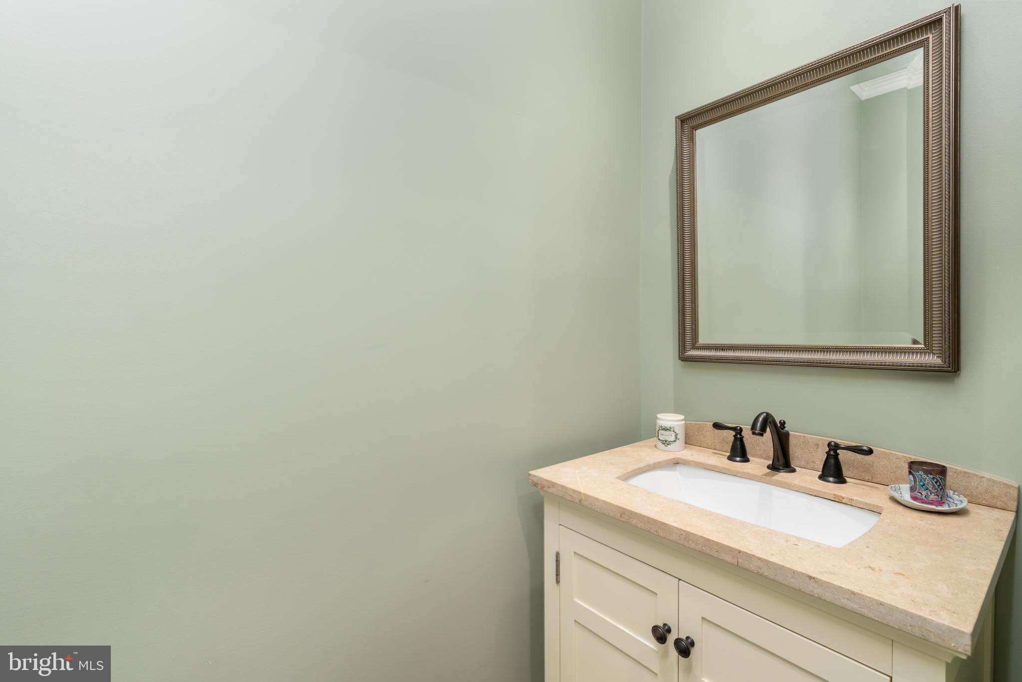 WAVERLY HILLS - Residential