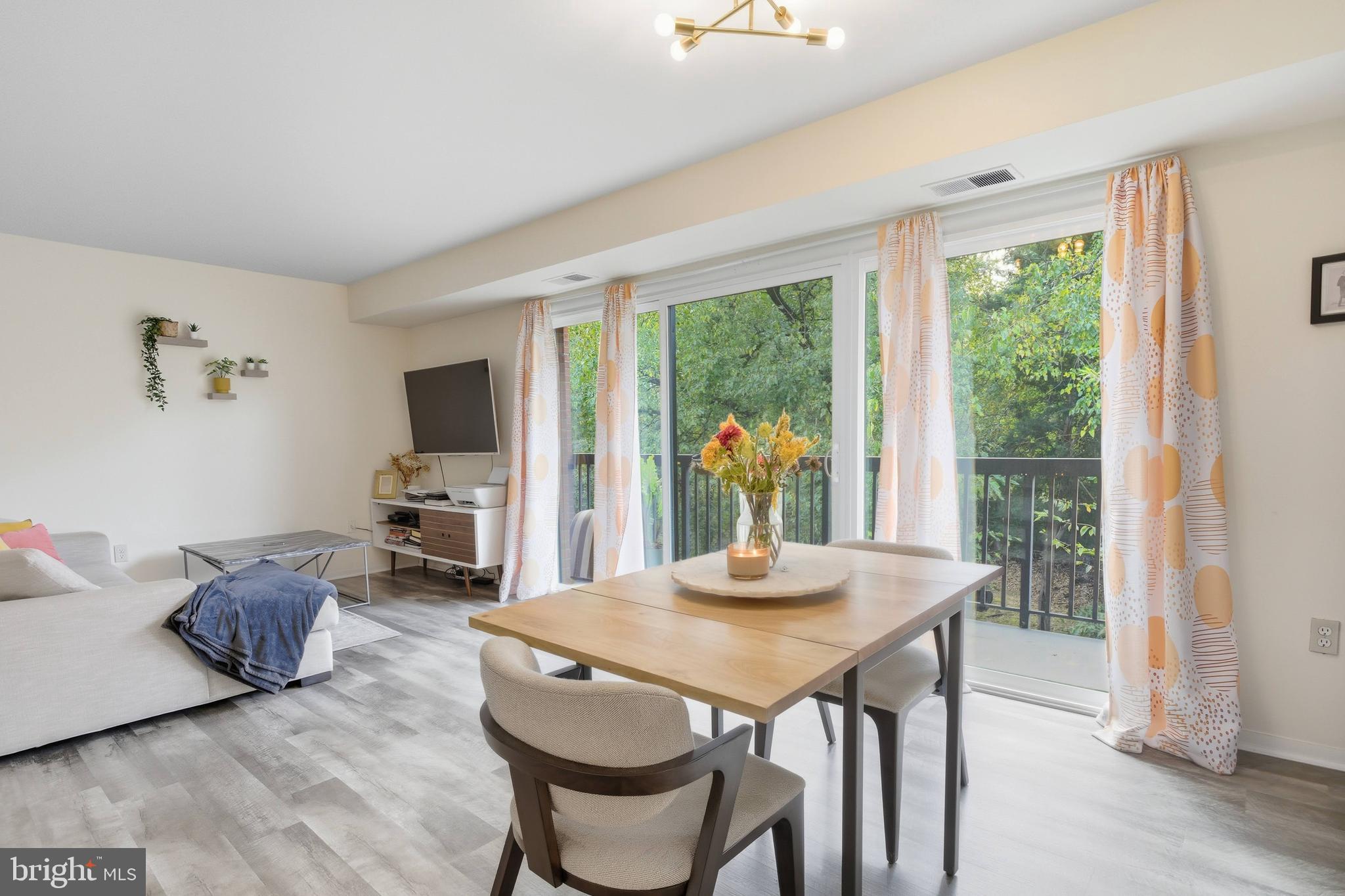 3230 S 28TH STREET 401
