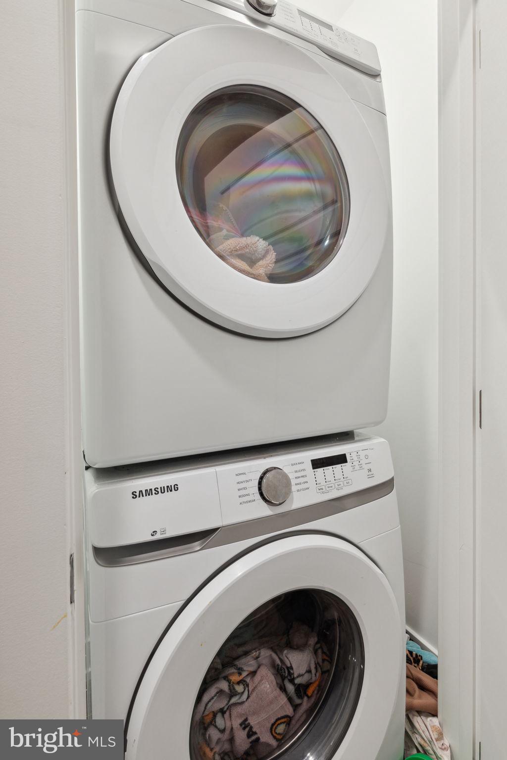 WEST KENSINGTON - Residential Income