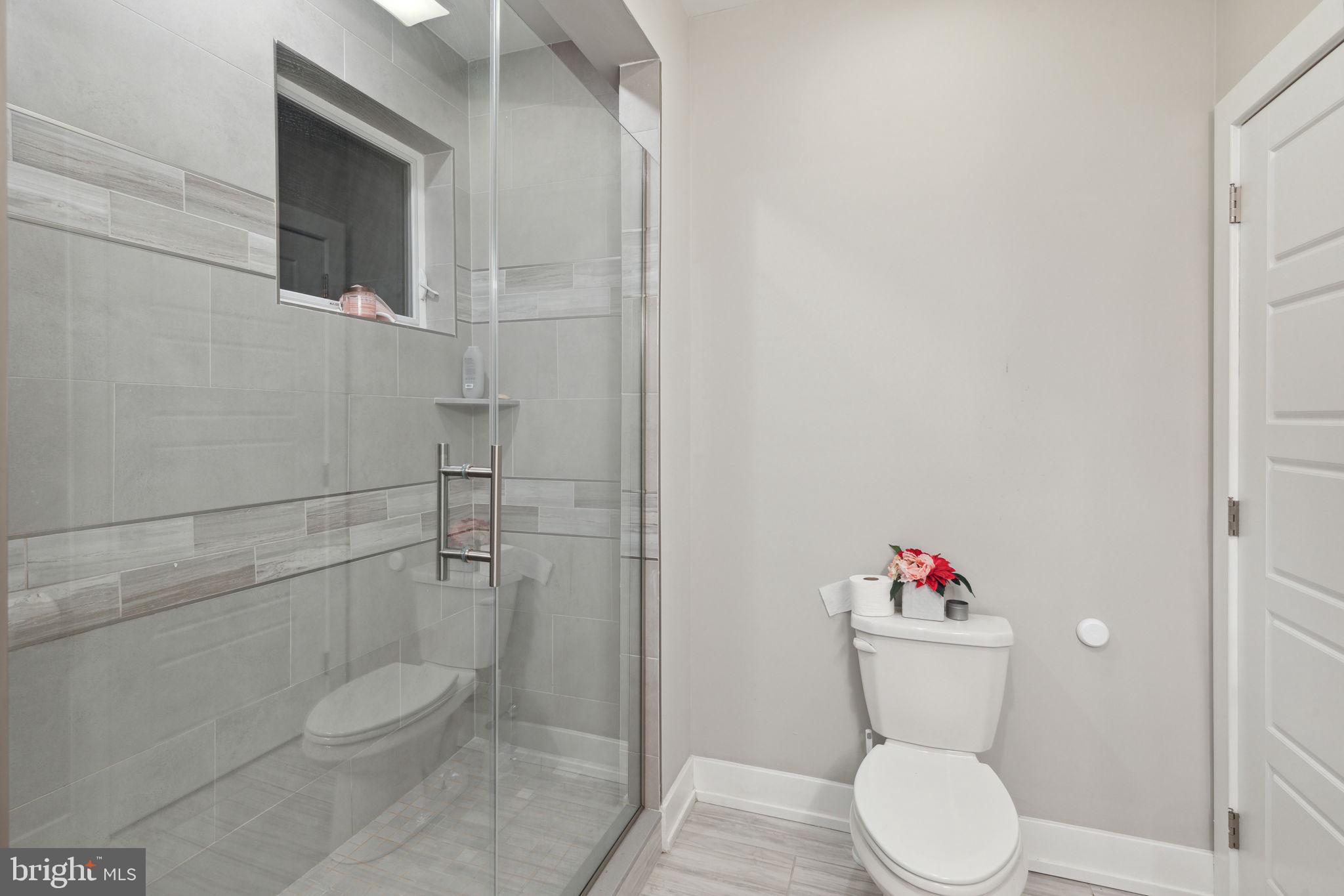 WEST KENSINGTON - Residential Income