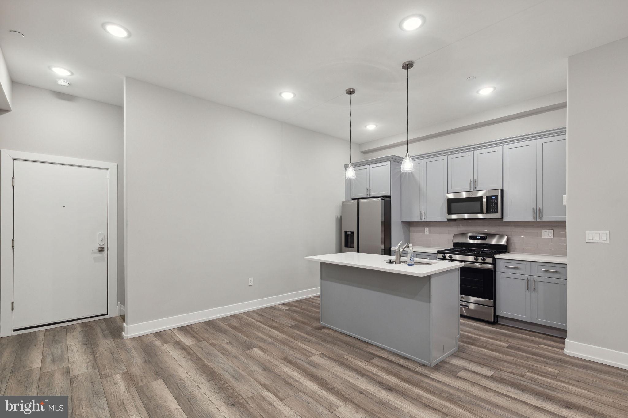 WEST KENSINGTON - Residential Income