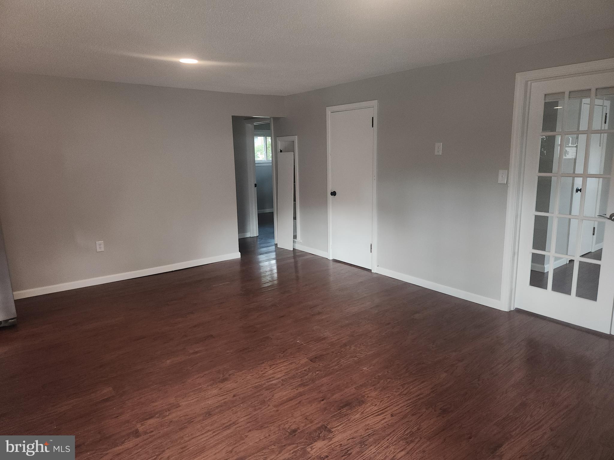 302 IDA STREET