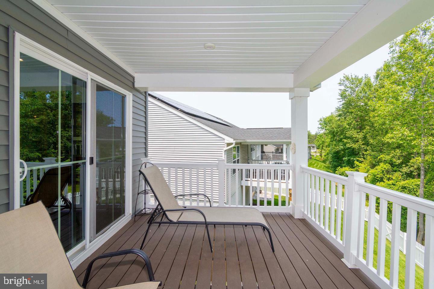 TWIN LAKE VILLAS - Residential