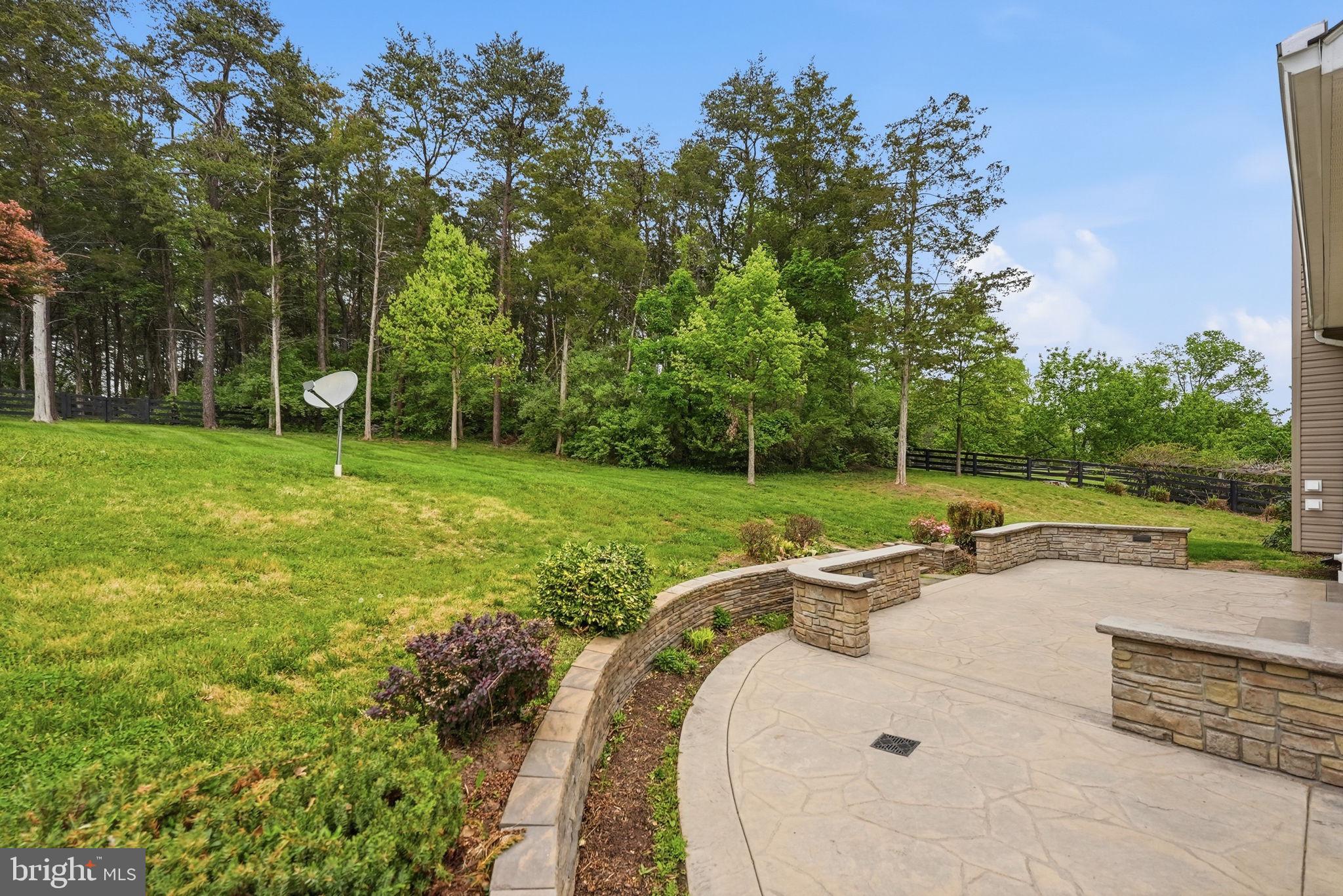 EVERGREEN MEADOWS - Residential