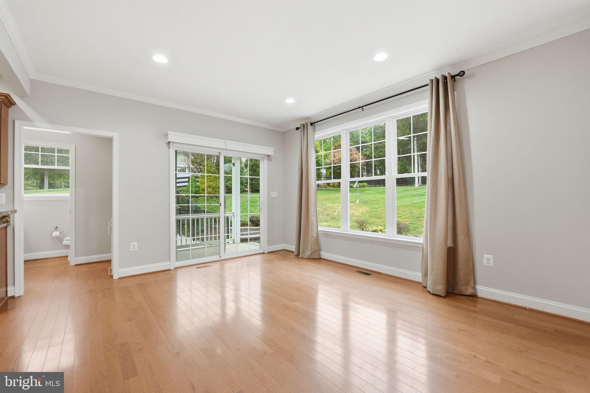 EVERGREEN MEADOWS - Residential