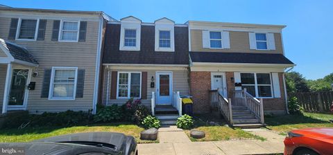 Townhouse For Sale - 6 Heritage Drive<br/> DOVER, DE 19904