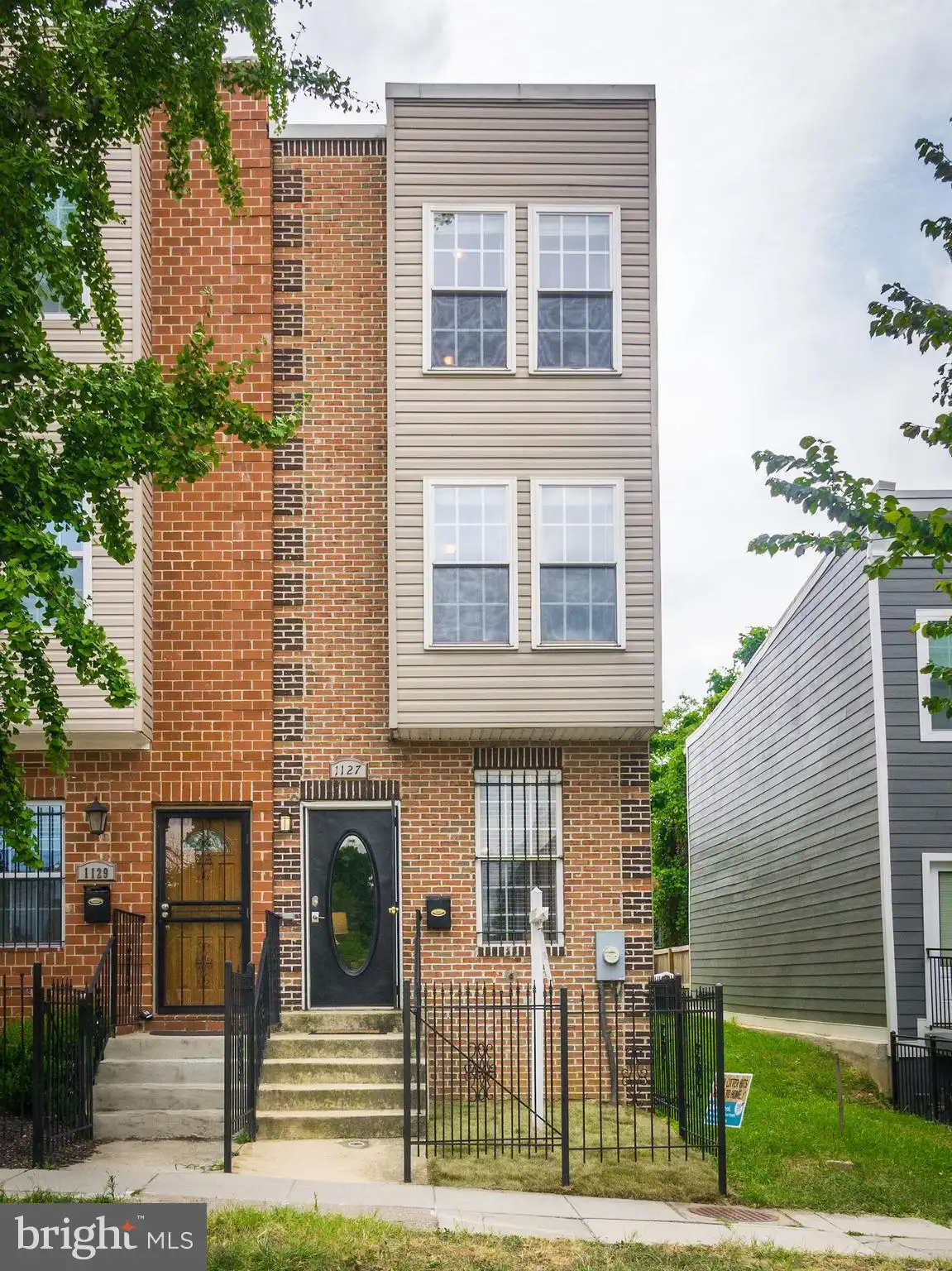 1127 Holbrook Terrace NE, Washington, DC 20002