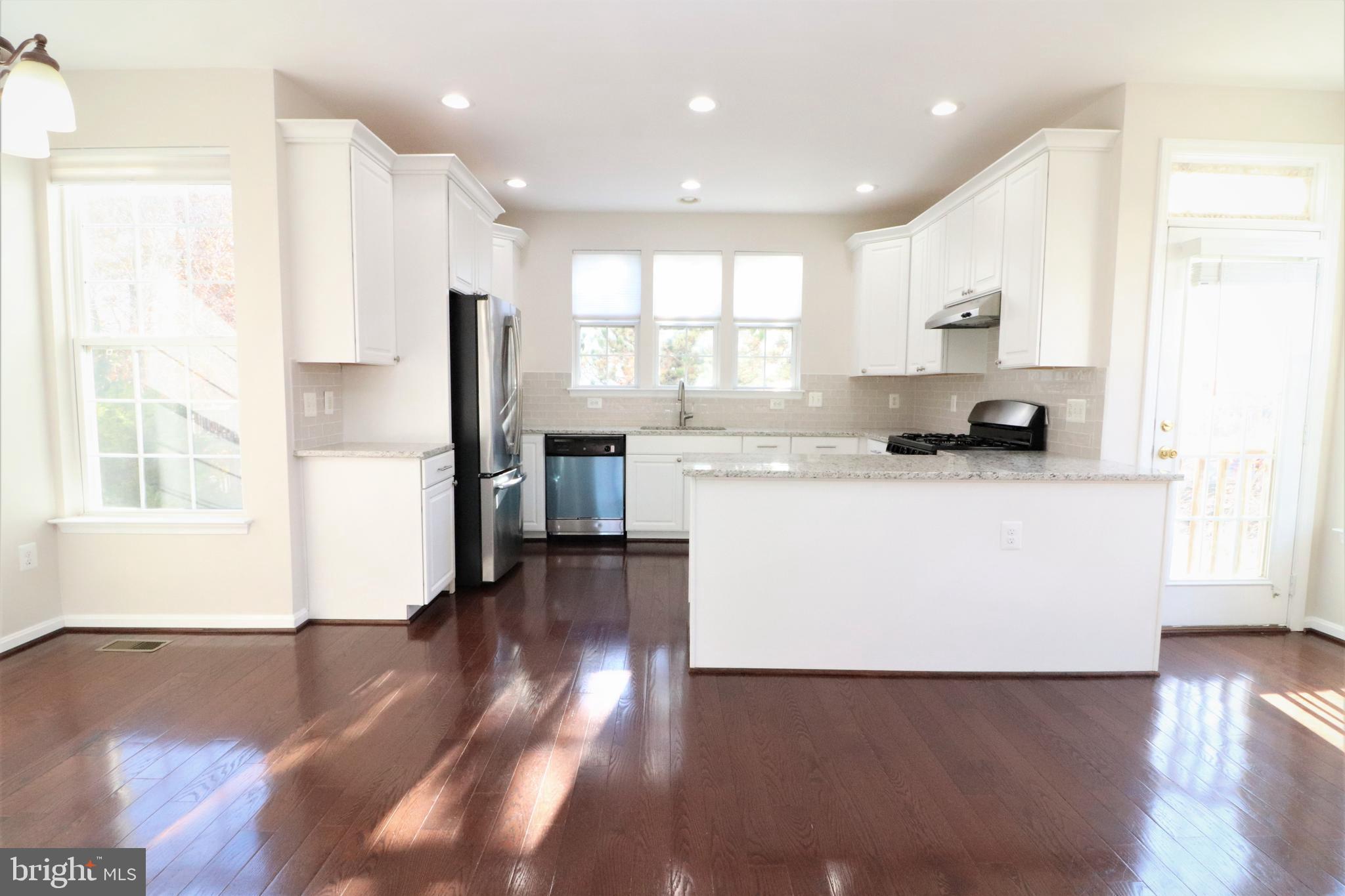 DEERFIELD RIDGE - Residential Lease