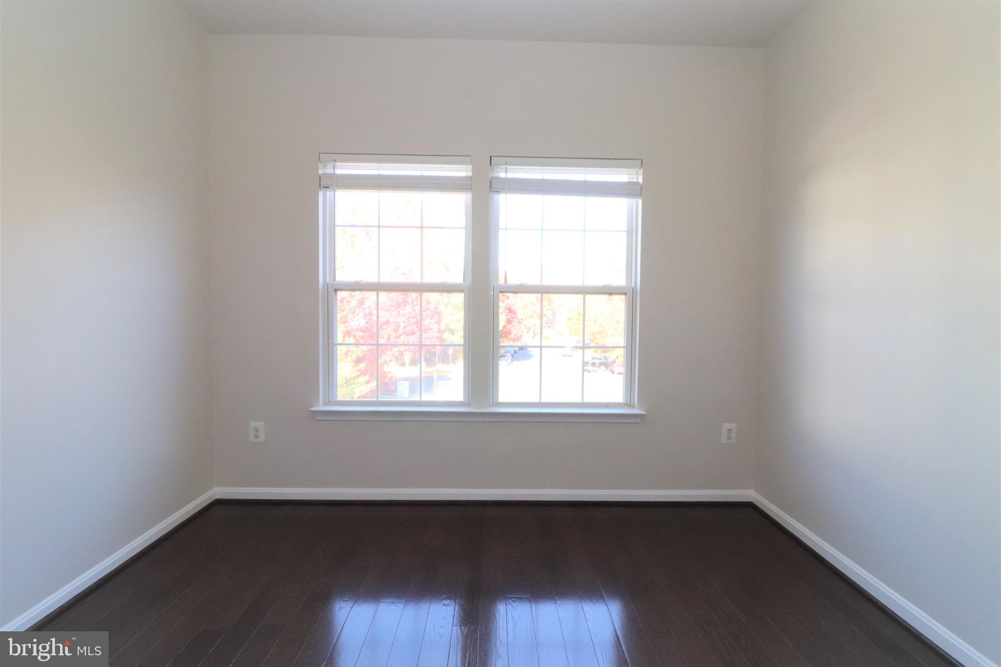 DEERFIELD RIDGE - Residential Lease