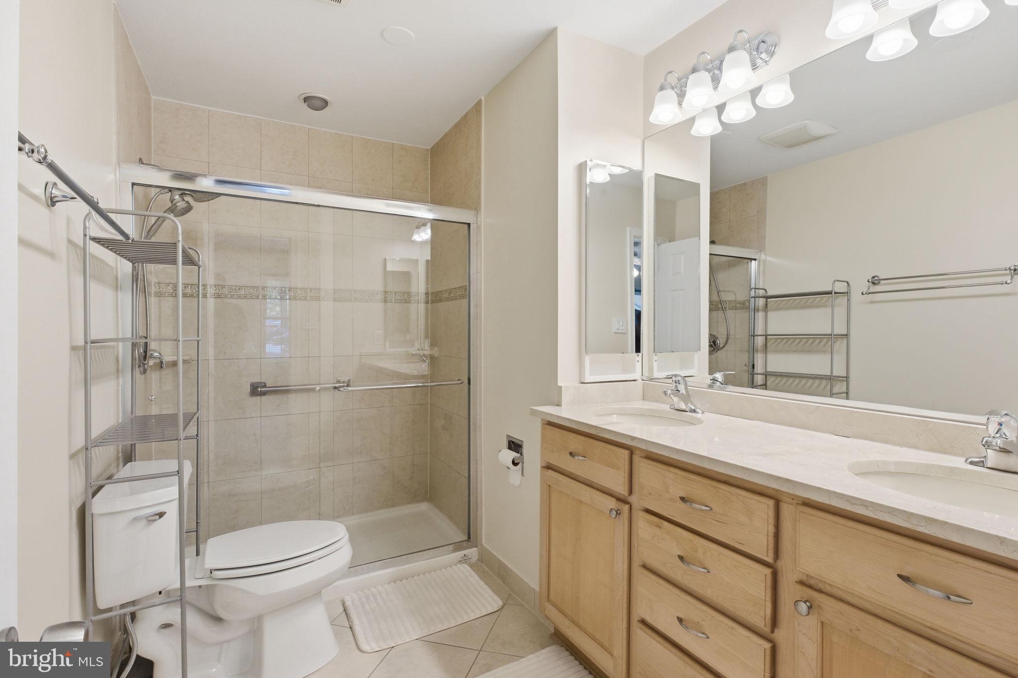 GLENWOOD MANOR - Residential