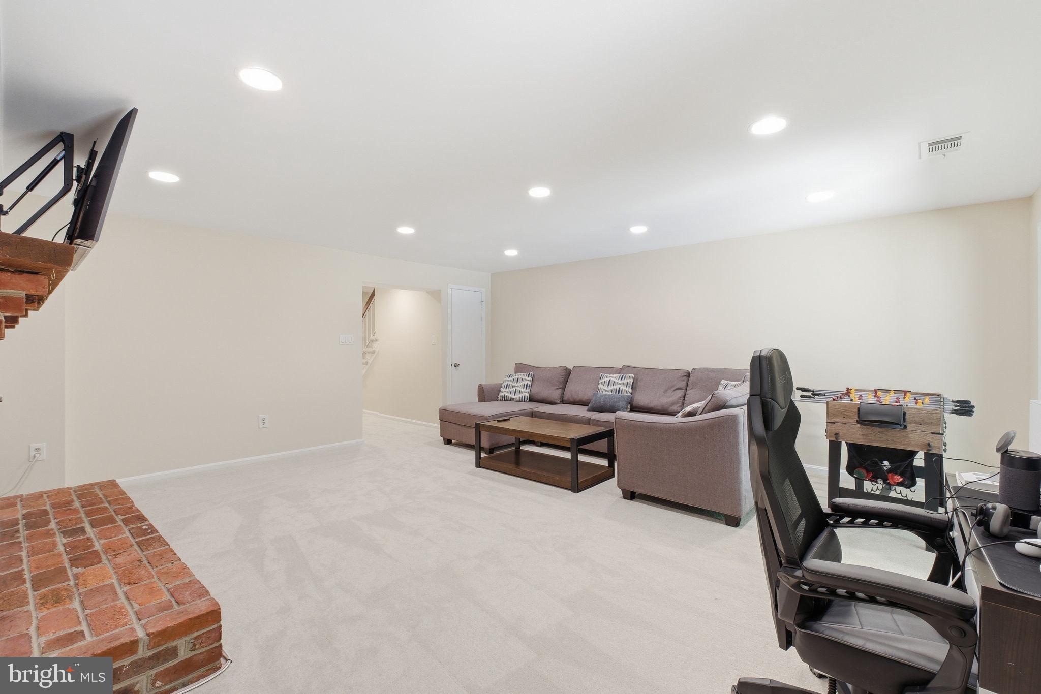 GLENWOOD MANOR - Residential