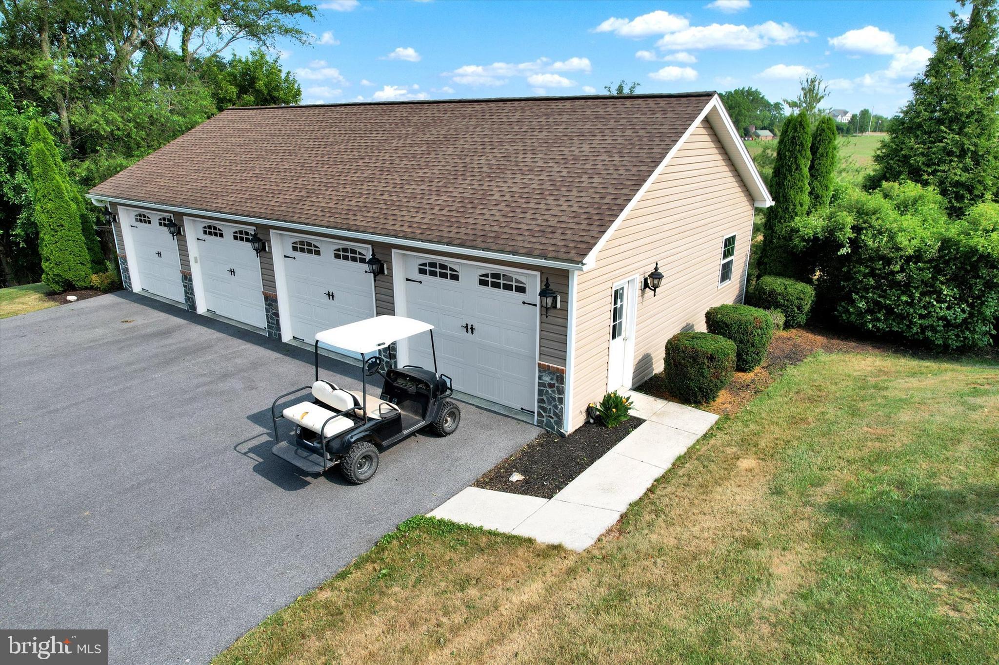 EAST BERLIN - Residential