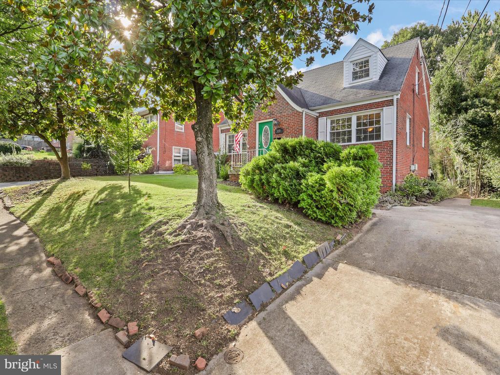 Photo of 3106 63rd Place, CHEVERLY, MD 20785 (MLS # MDPG2178664)