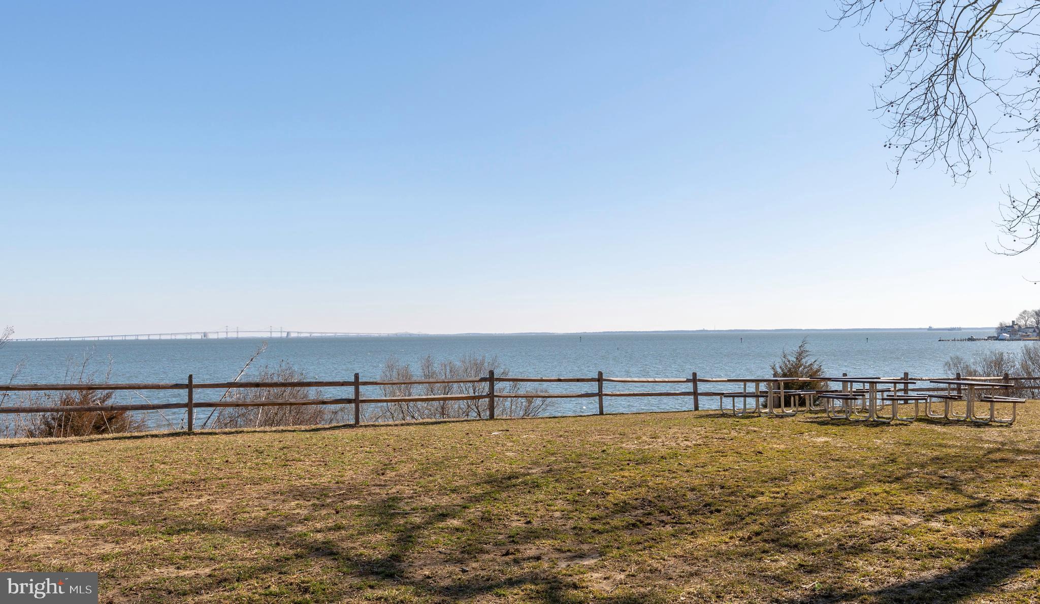 ANNAPOLIS ROADS - Residential