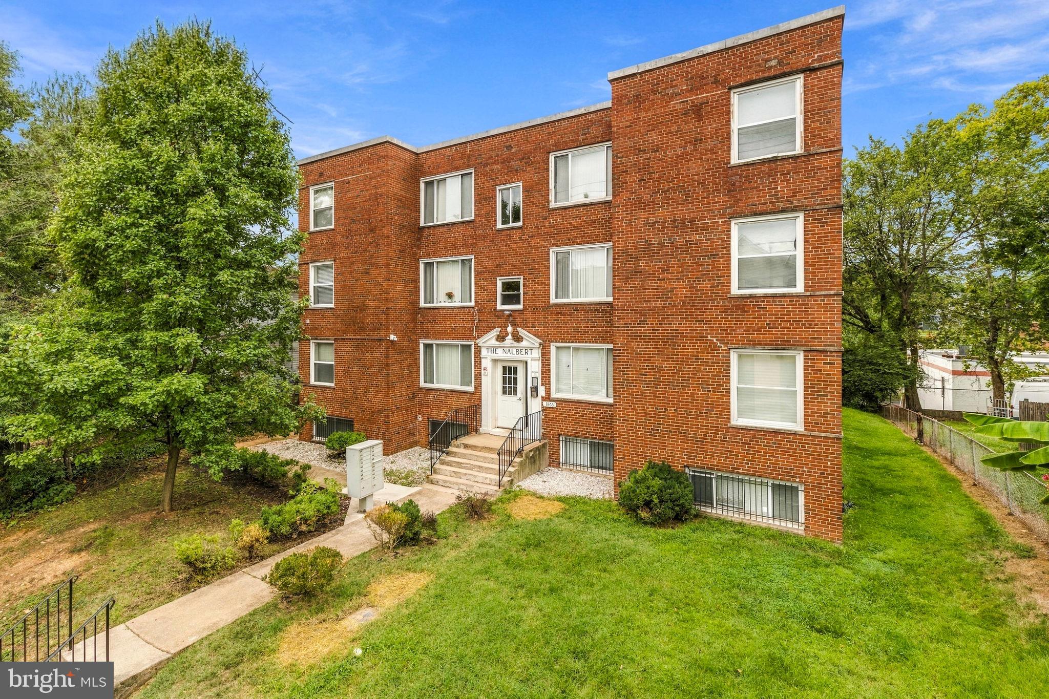 3865 HALLEY TERRACE SE 1