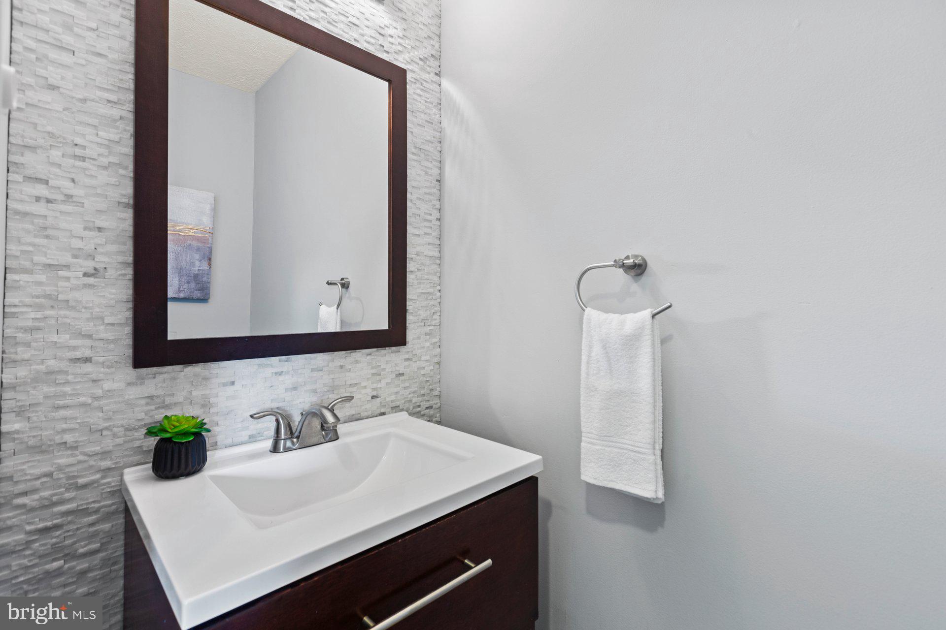 INDIAN QUEEN EAST - Residential