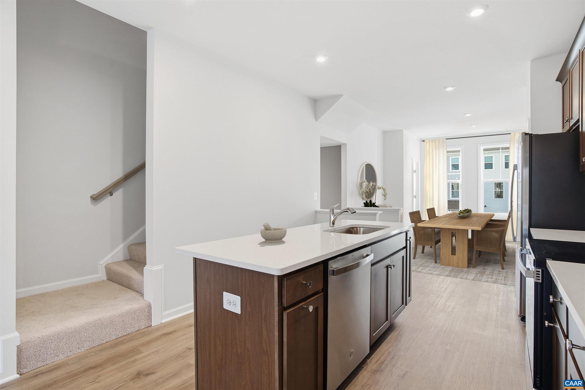 PLEASANT GREEN - Residential