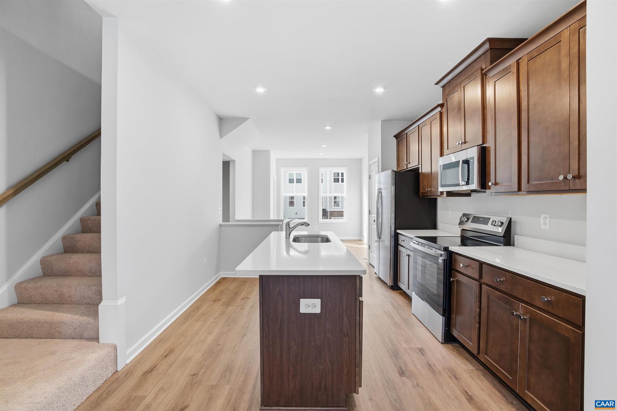 PLEASANT GREEN - Residential