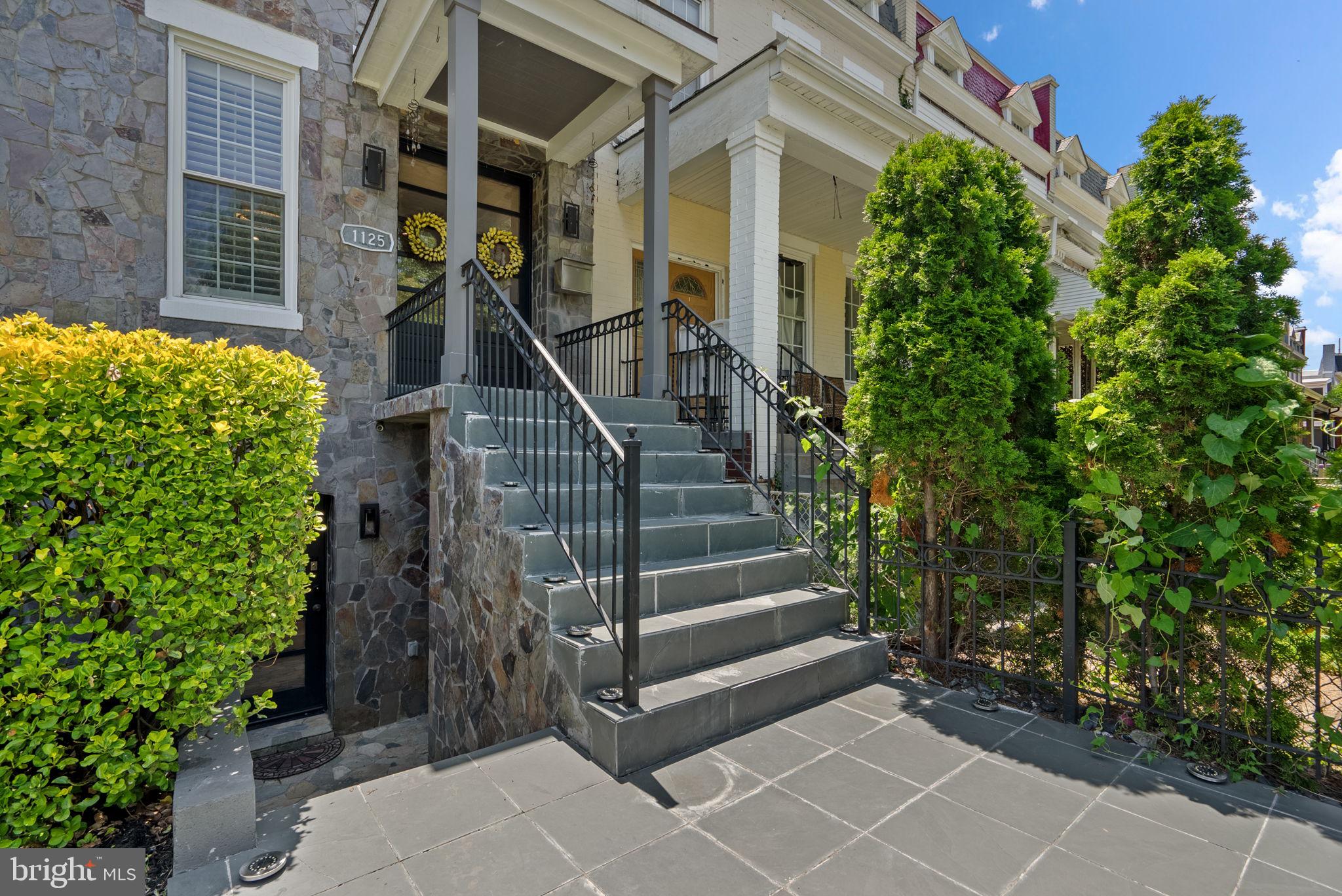 1125 K STREET NE