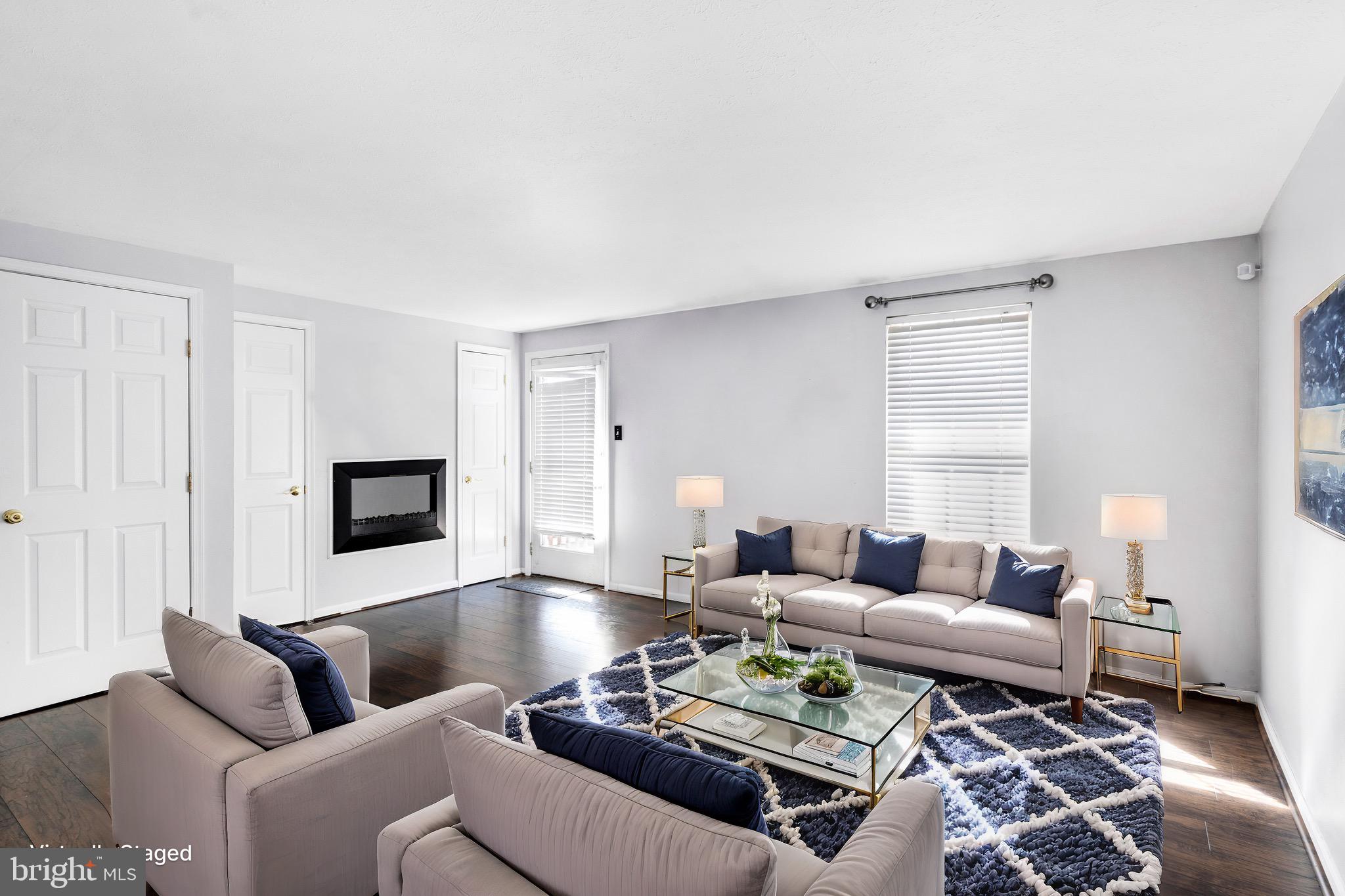 WEST SHORE - Residential