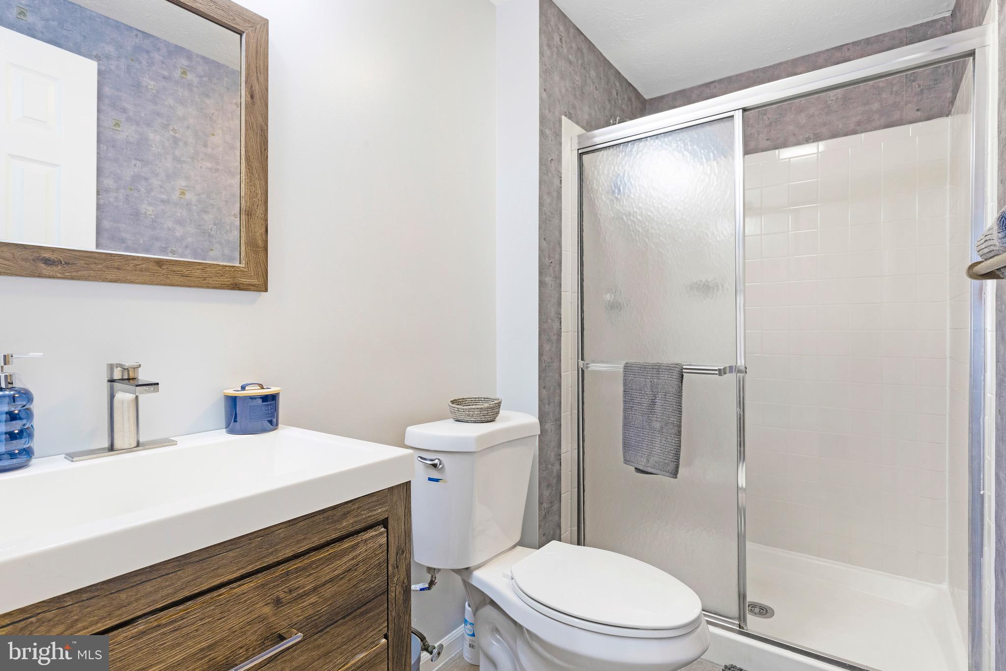 WEST SHORE - Residential