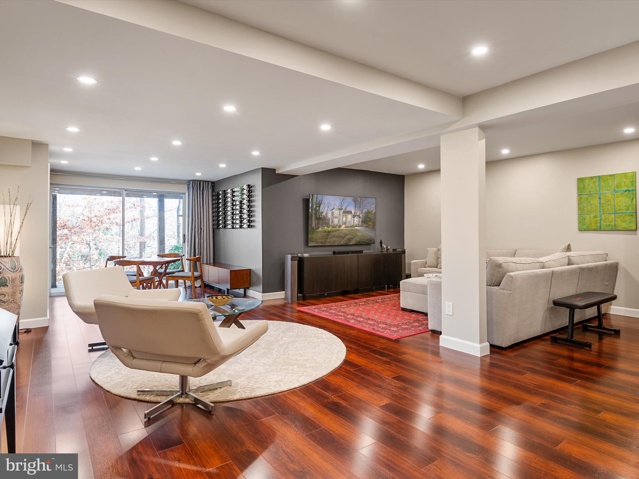 WINDMILLS OF ANNAPOLIS - Residential