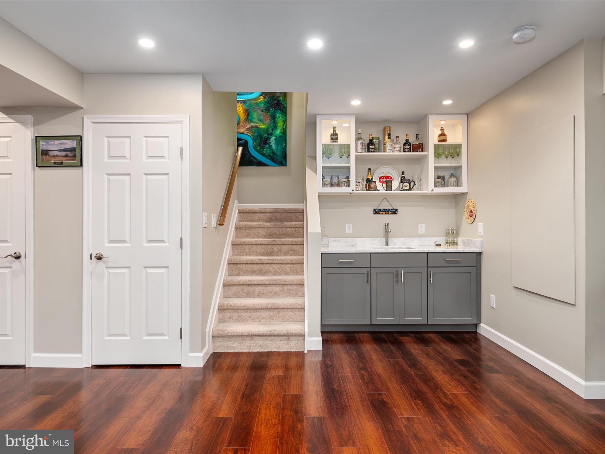 WINDMILLS OF ANNAPOLIS - Residential