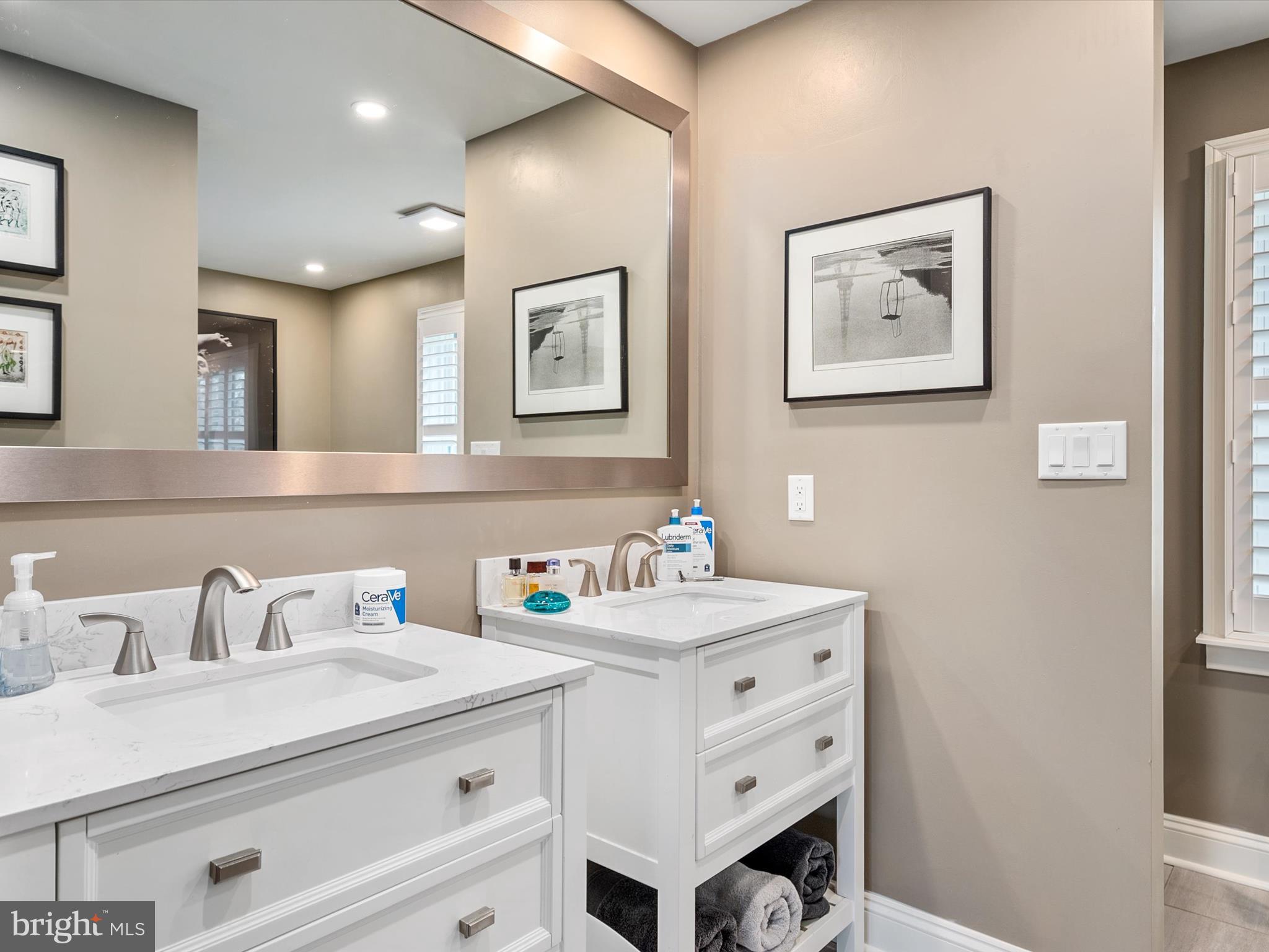 WINDMILLS OF ANNAPOLIS - Residential