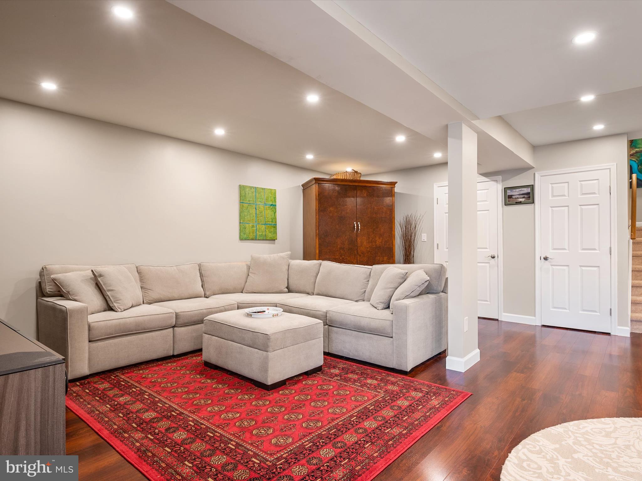 WINDMILLS OF ANNAPOLIS - Residential